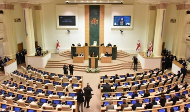 საკანონმდებლო ცვლილებით “ქართული ოცნება” ფსიქოსოციალური საჭიროების მქონე პირებს დამოუკიდებელ სუბიექტებად აღიარებაზე უარს ეუბნება