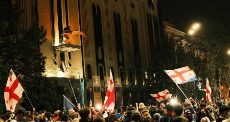 შეკრების თავისუფლების კრიმინალიზება საქართველოში უპრეცედენტო ფორმებს იღებს