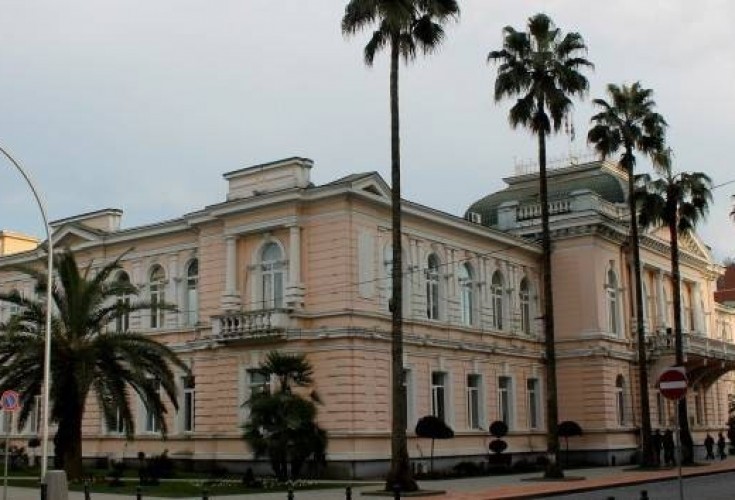 "ქართული ოცნება" საჯარო მოხელეების დისკრიმინაციული ნიშნით გათავისუფლების პოლიტიკას აგრძელებს